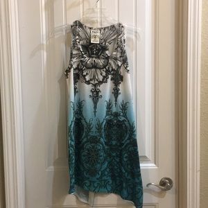 Vocal embellished long tank